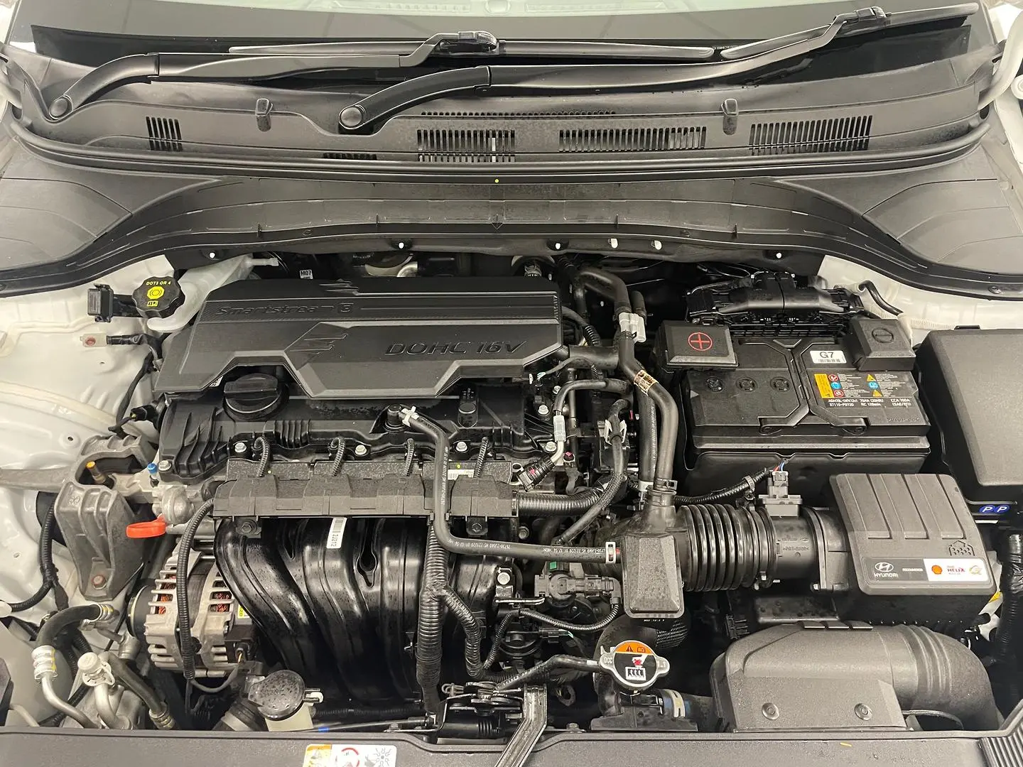 2023 Hyundai Kona Gallery Image 16