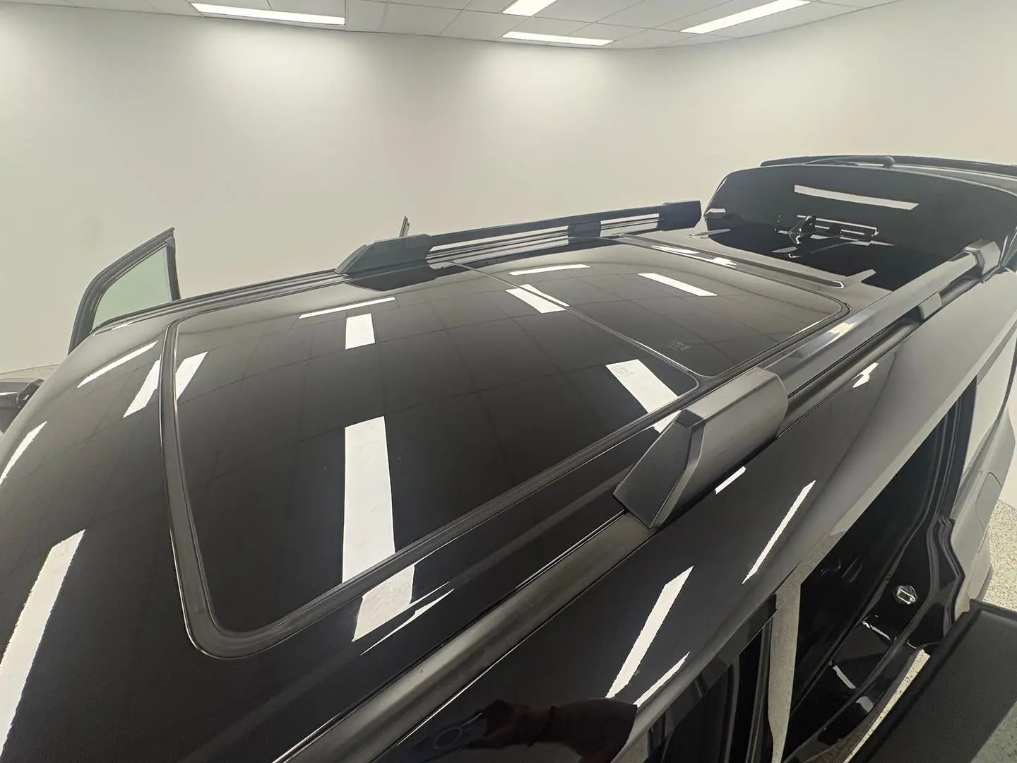 2025 Toyota Landcruiser Prado Gallery Image 16