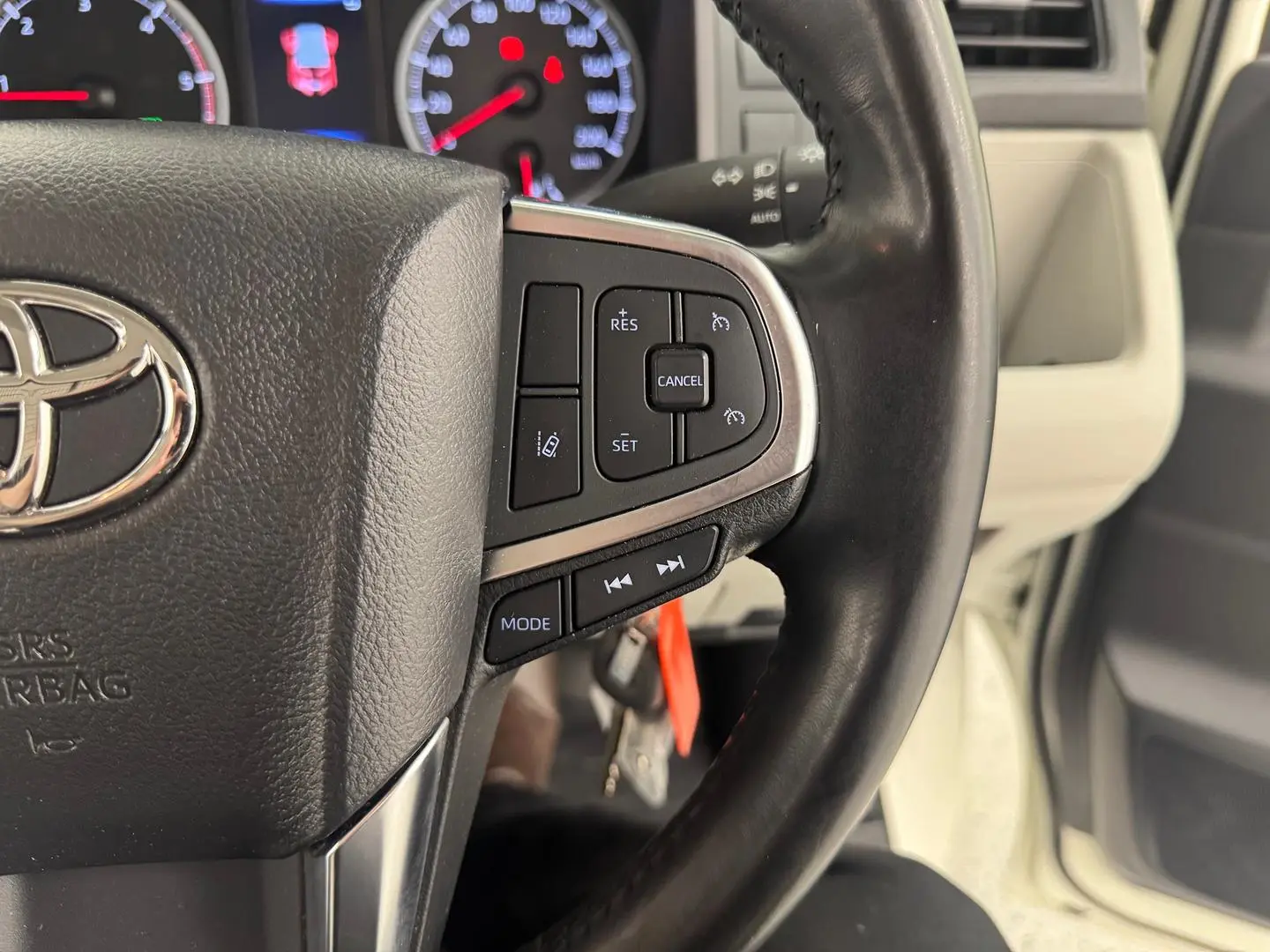 2023 Toyota Hiace Gallery Image 18