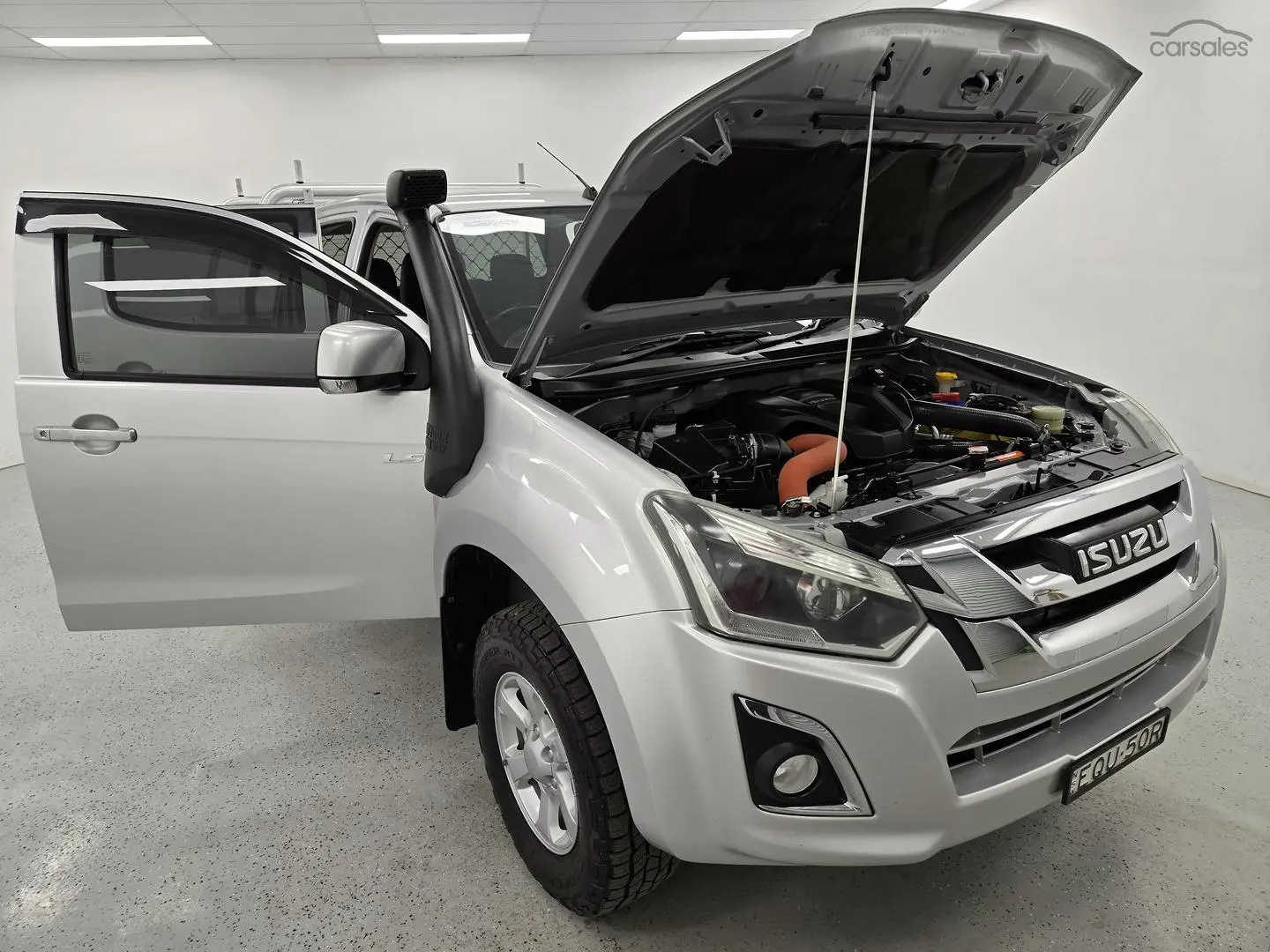 2024 Isuzu D-MAX Image 8