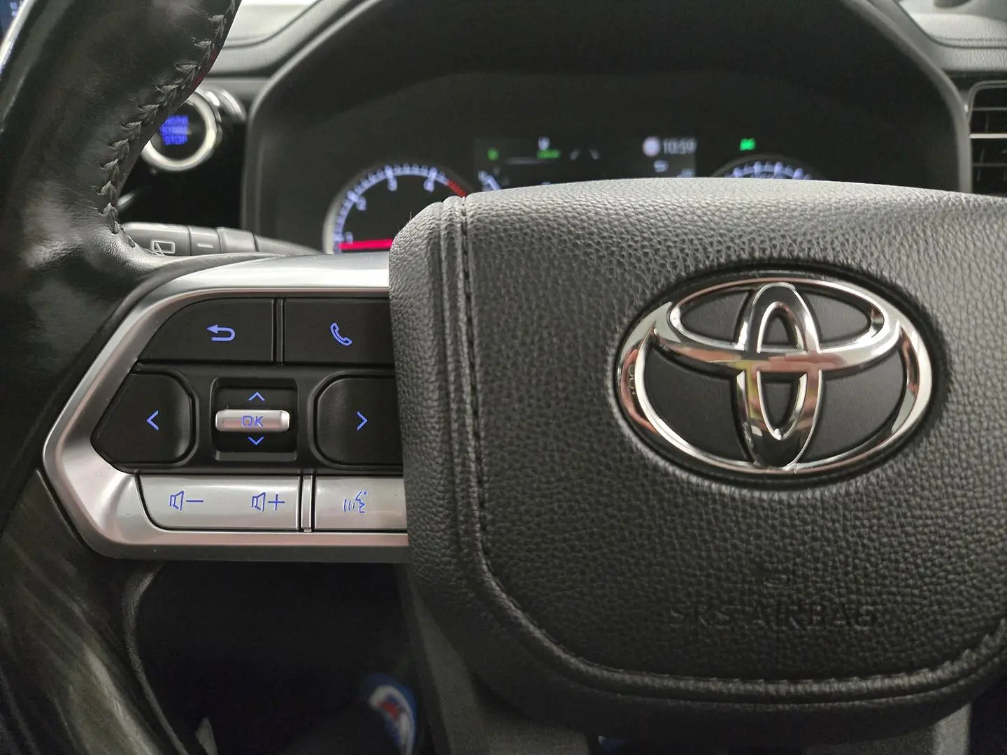 2021 Toyota Landcruiser Gallery Image 29