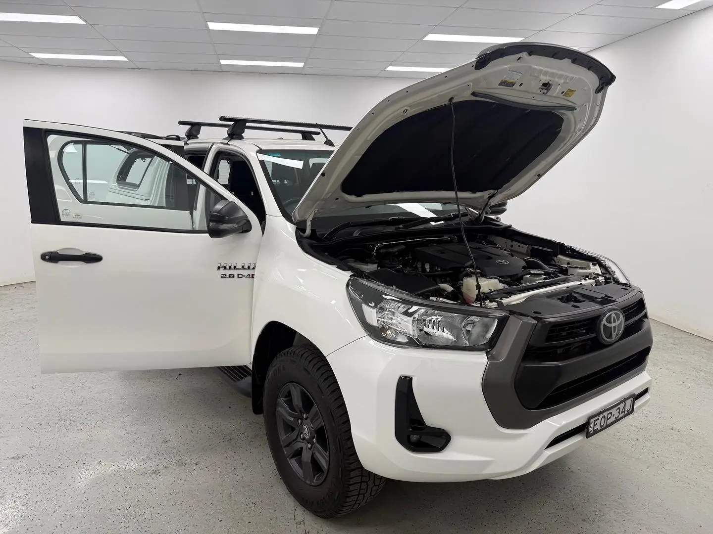 2021 Toyota Hilux Gallery Image 23