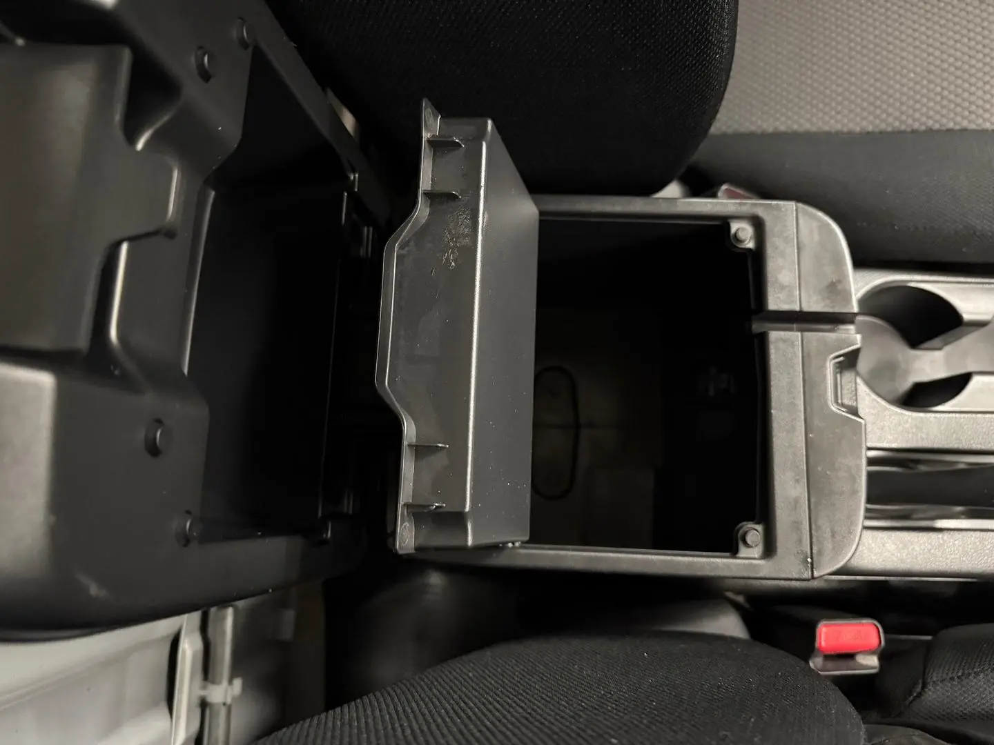 2022 Mitsubishi Triton Gallery Image 29