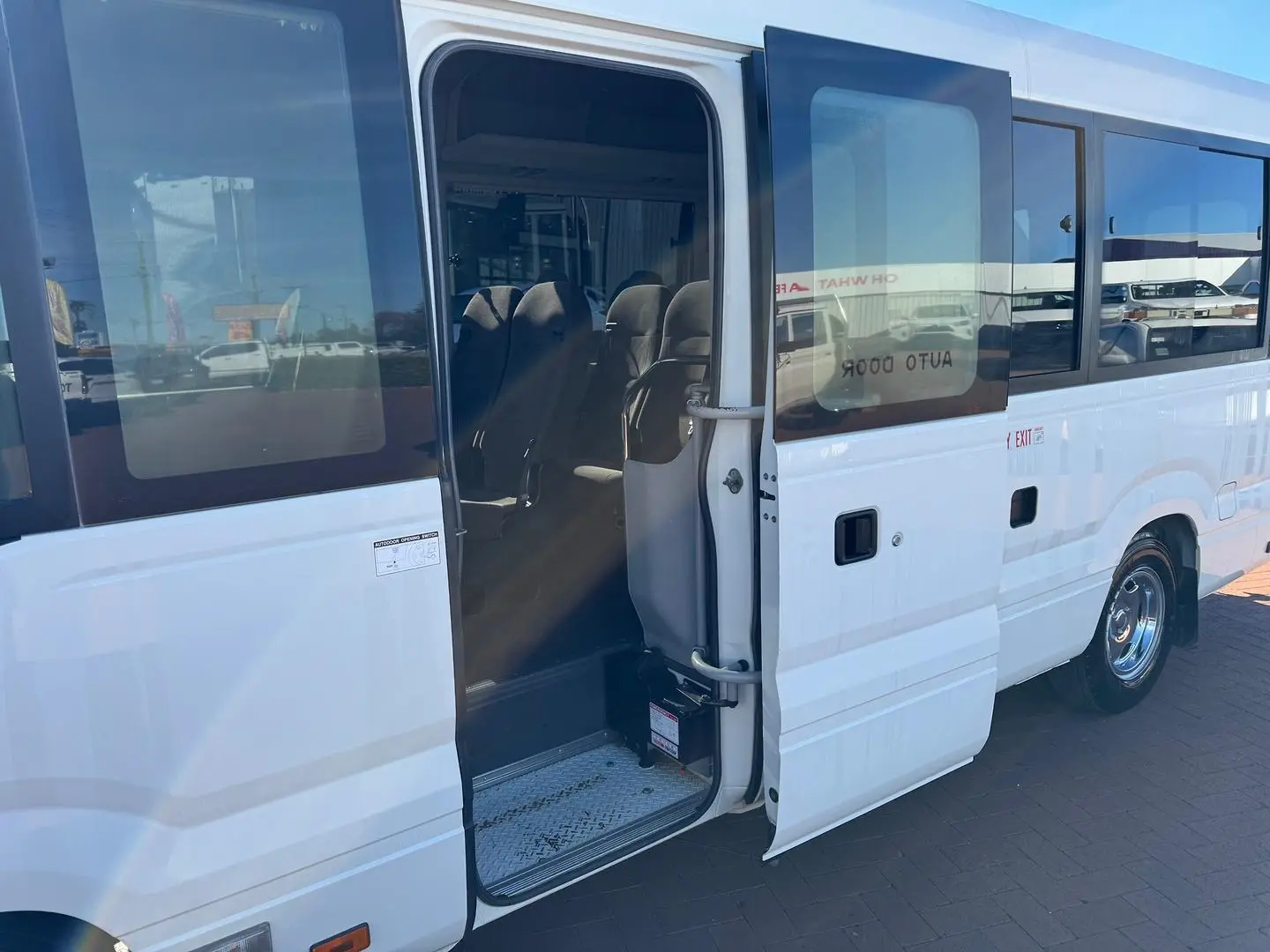 2017 Toyota Coaster Gallery Image 10