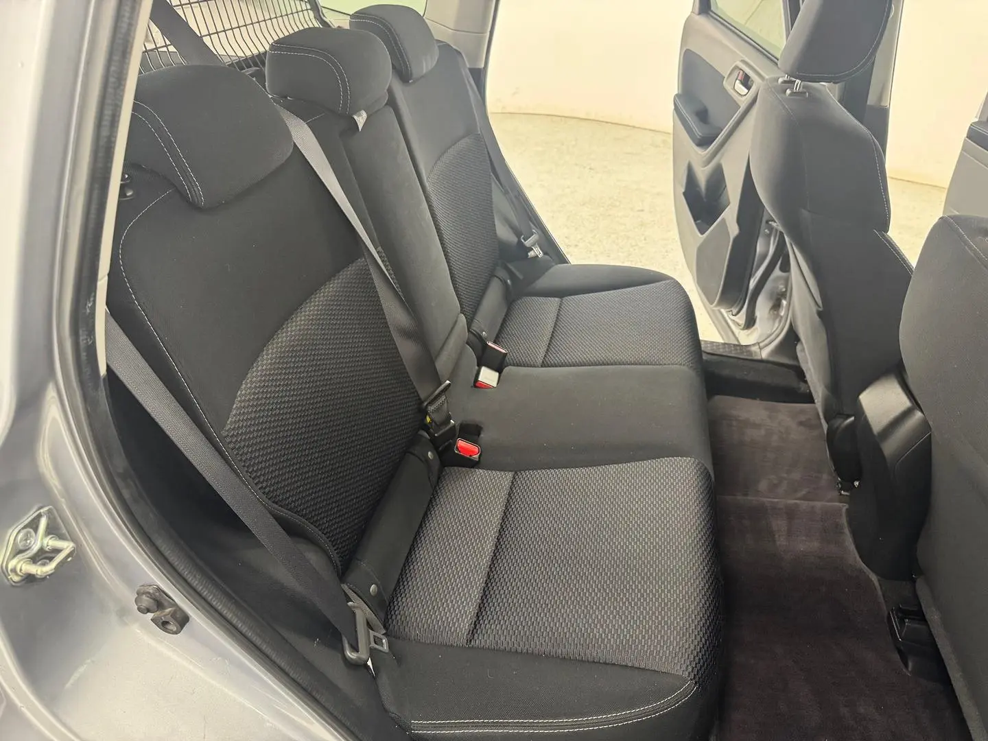 2015 Subaru Forester Gallery Image 26