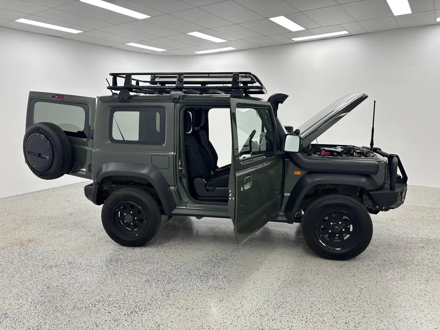 2019 Suzuki Jimny Gallery Image 9