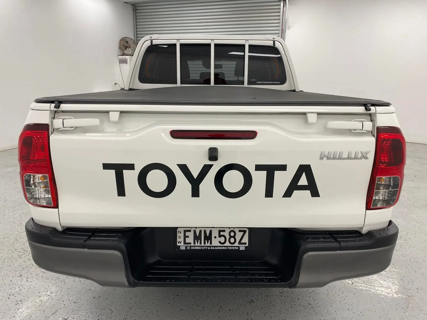 2021 Toyota Hilux Image 4