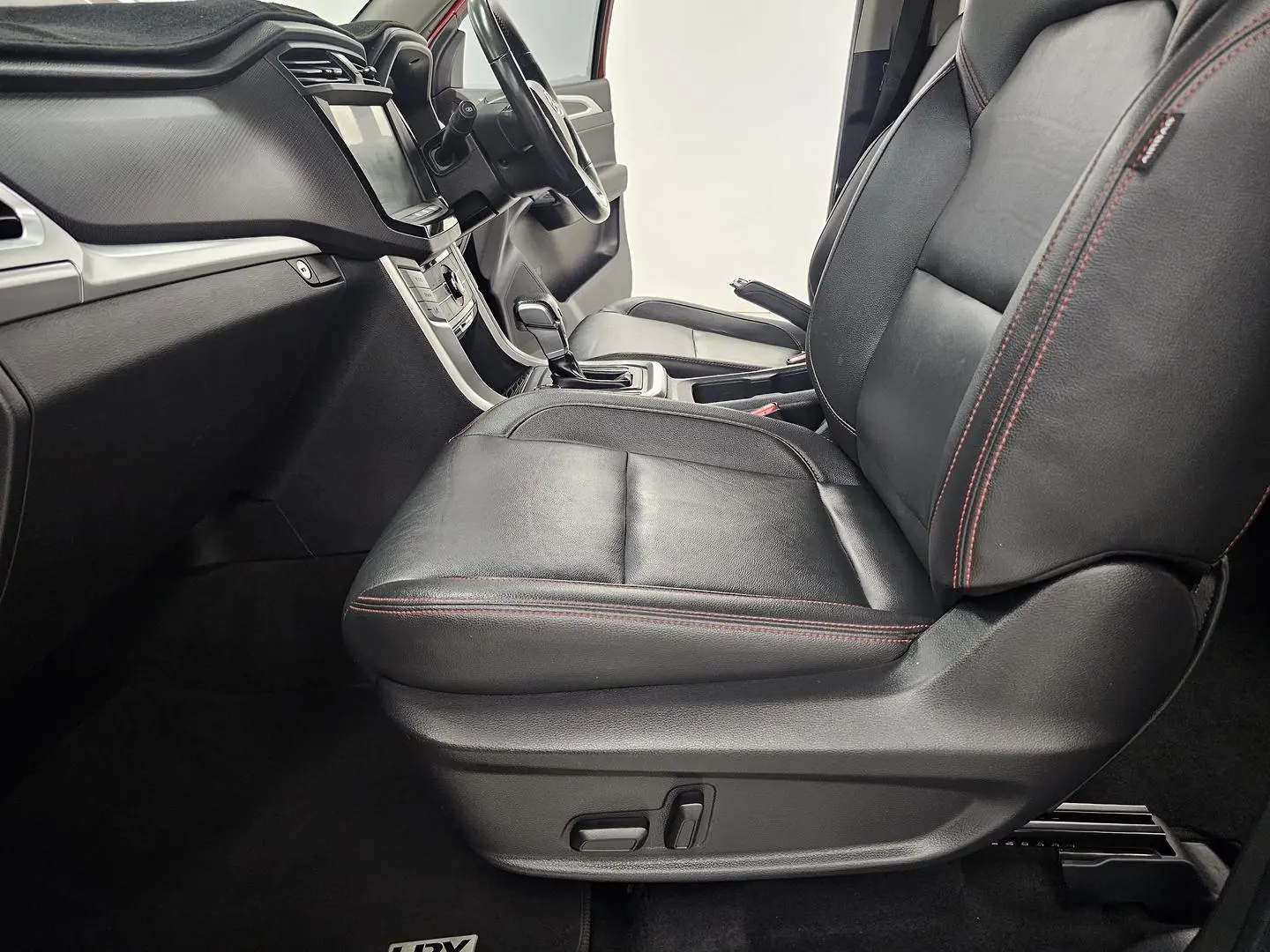 2021 LDV T60 Gallery Image 12