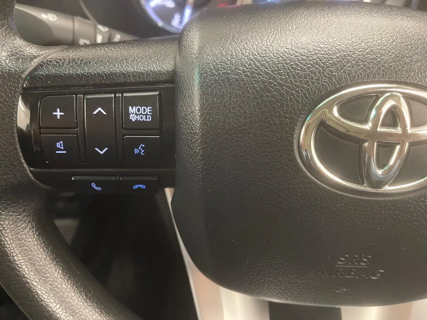 2021 Toyota Hilux Gallery Image 26