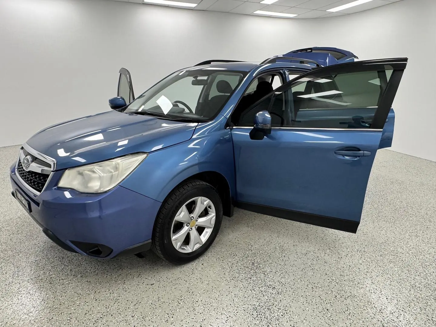 2014 Subaru Forester Gallery Image 14