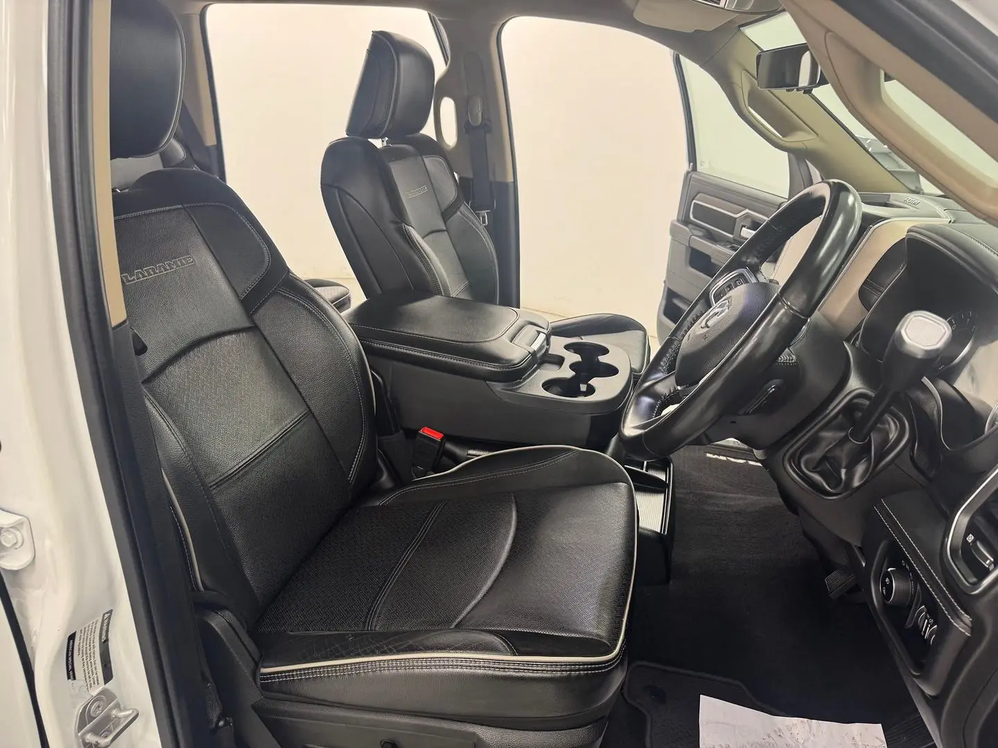 2022 RAM 2500 Gallery Image 28