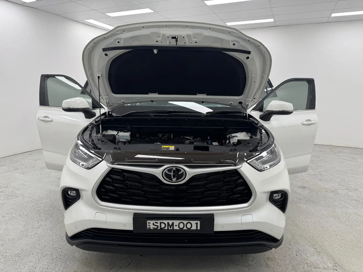 2021 Toyota Kluger Gallery Image 13