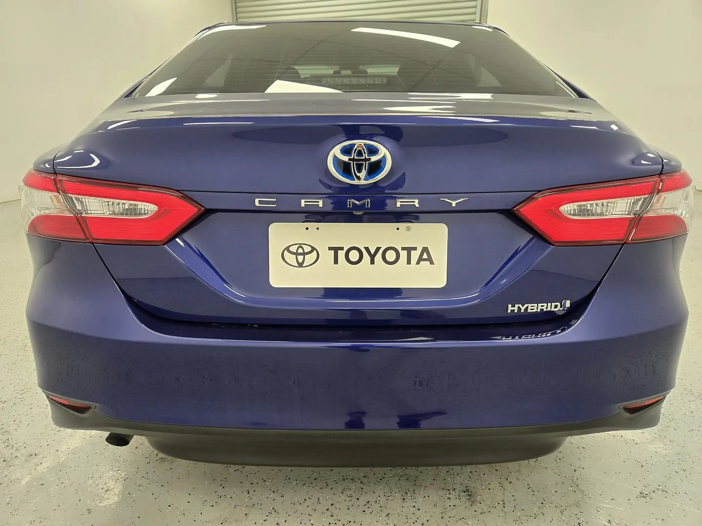 2020 Toyota Camry Gallery Image 4