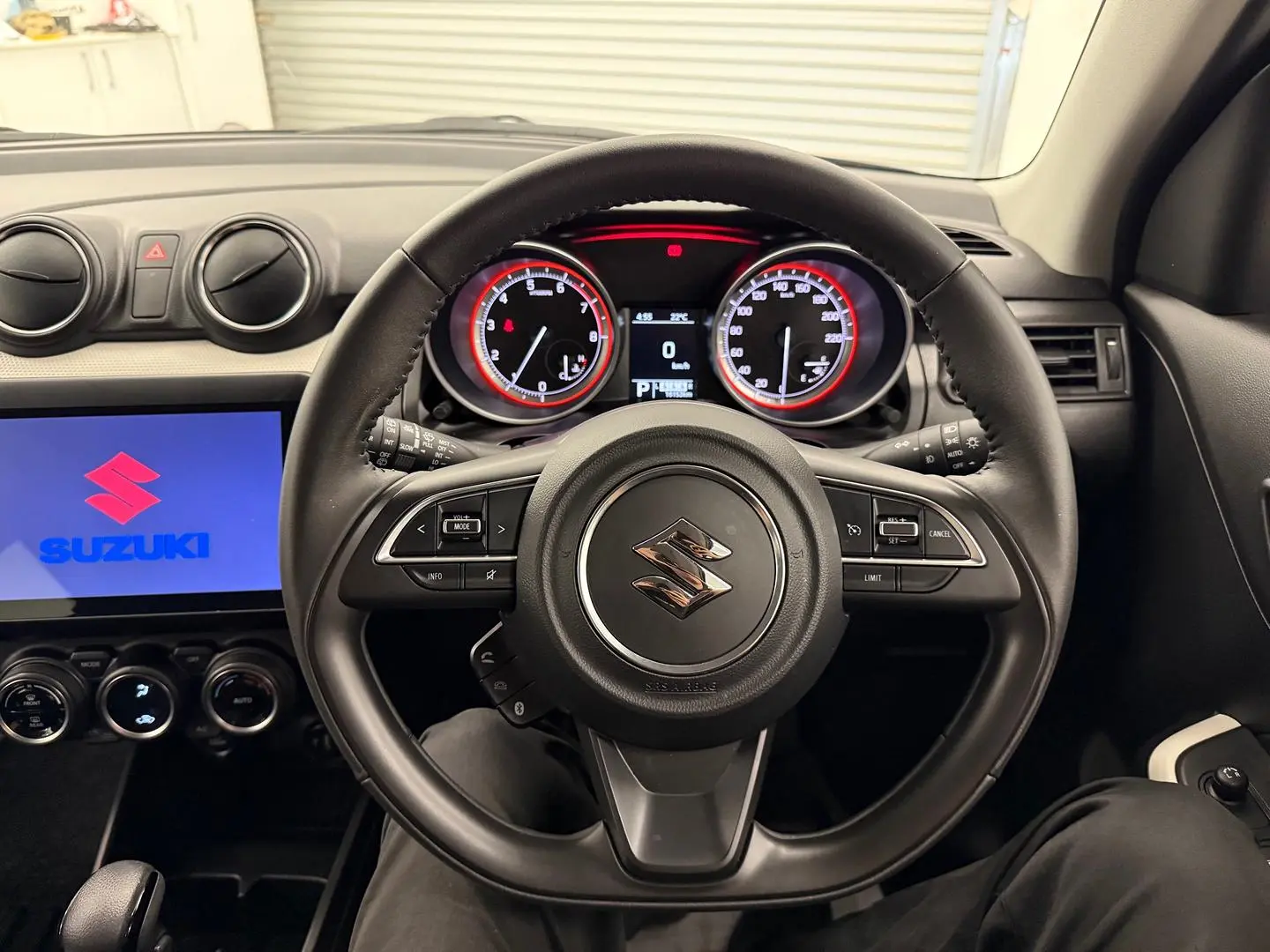 2023 Suzuki Swift Gallery Image 24