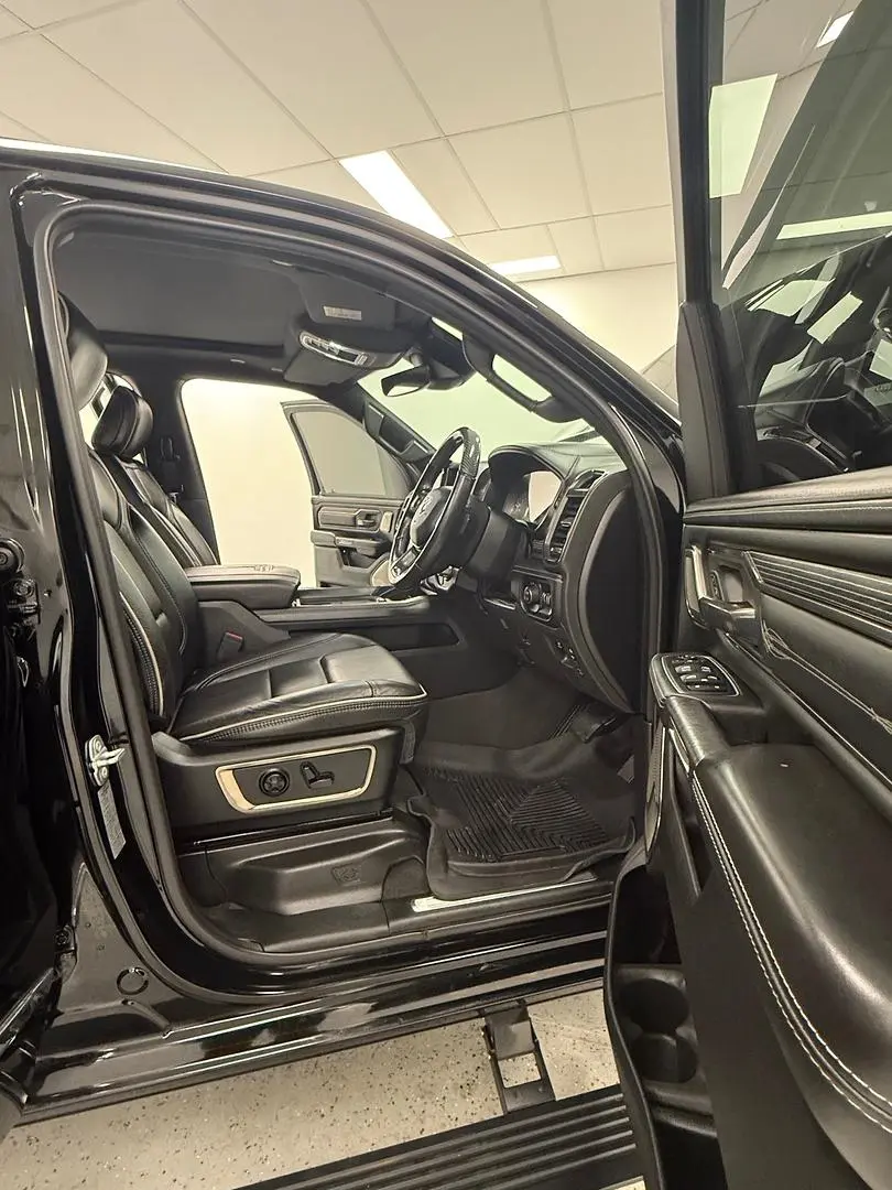 2021 RAM 1500 Gallery Image 18
