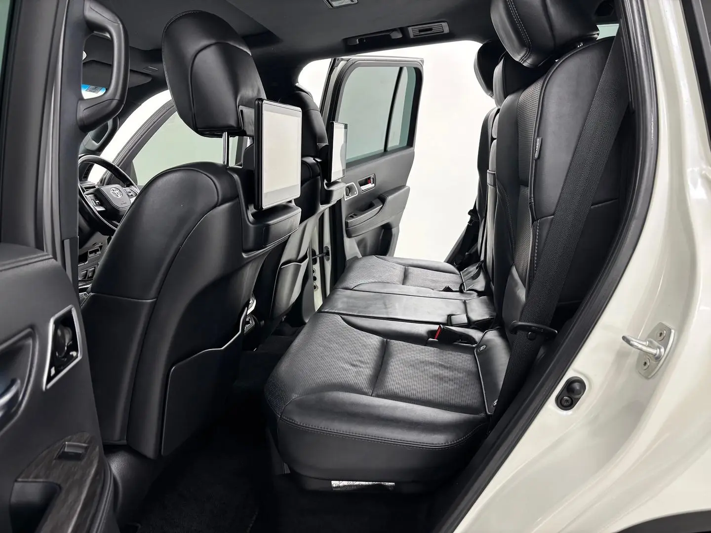 2022 Toyota Landcruiser Gallery Image 19