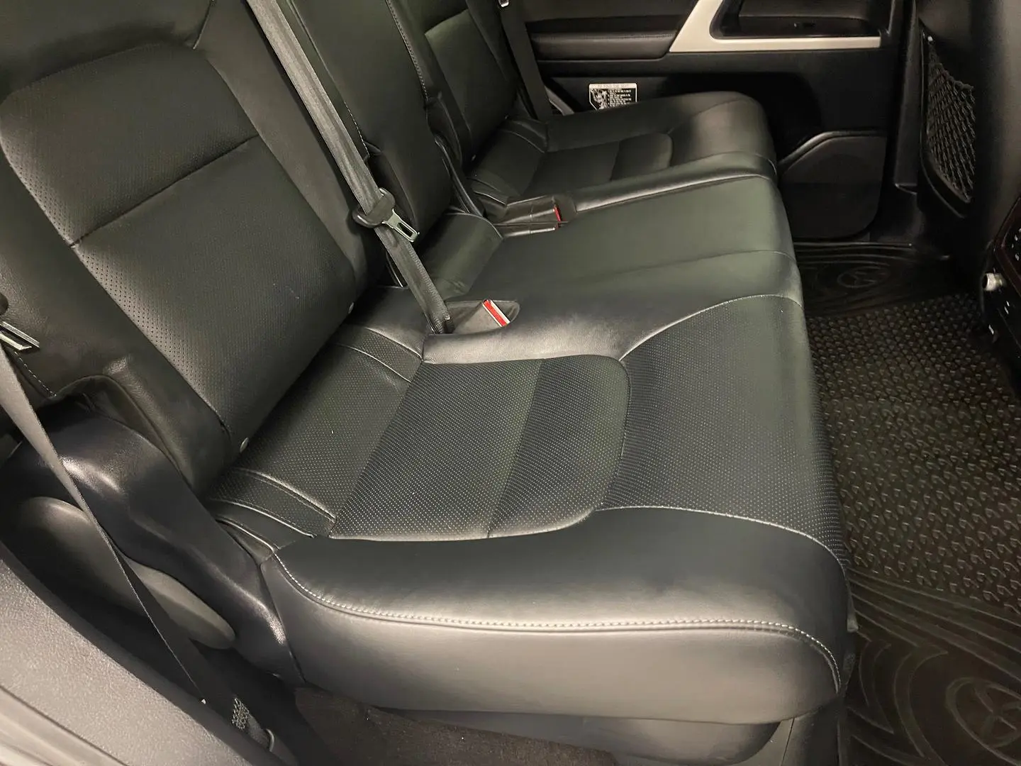 2020 Toyota Landcruiser Gallery Image 21