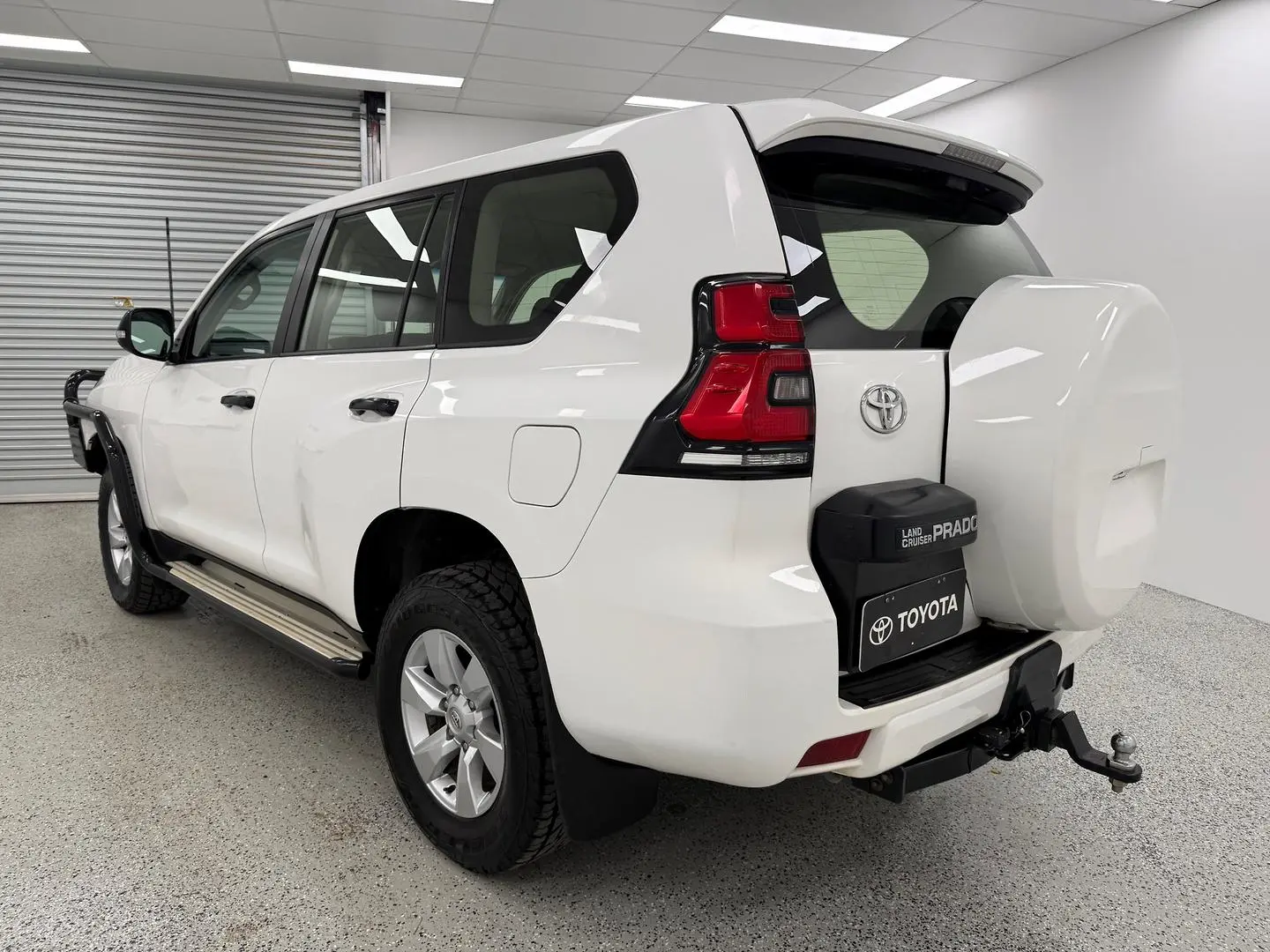 2020 Toyota Landcruiser Prado Gallery Image 5