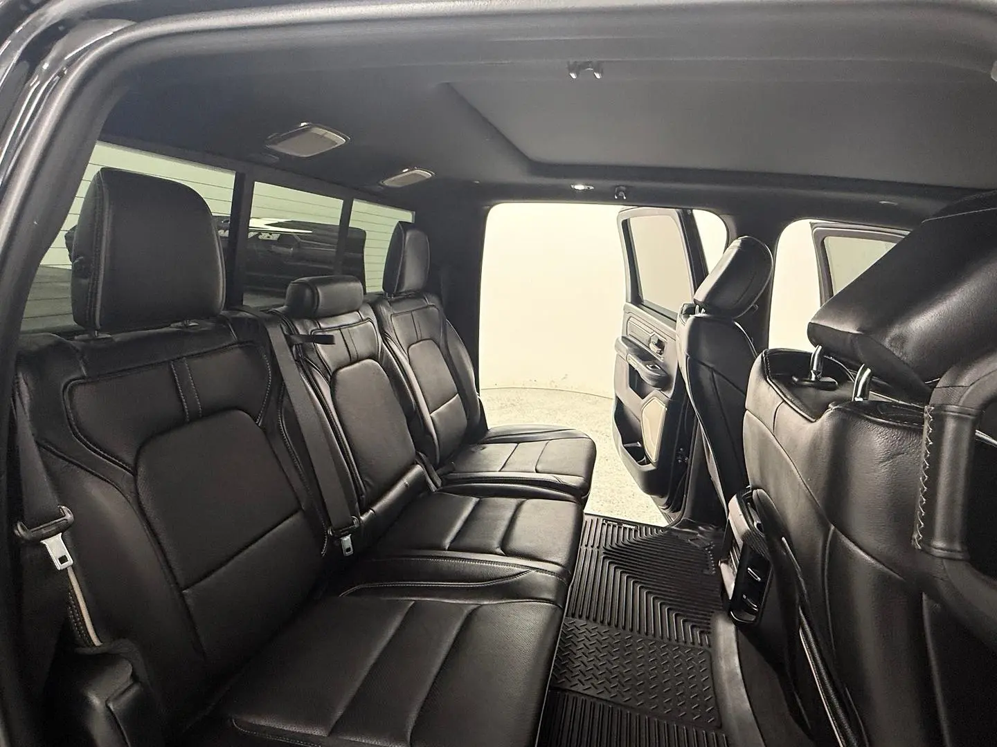 2021 RAM 1500 Gallery Image 17