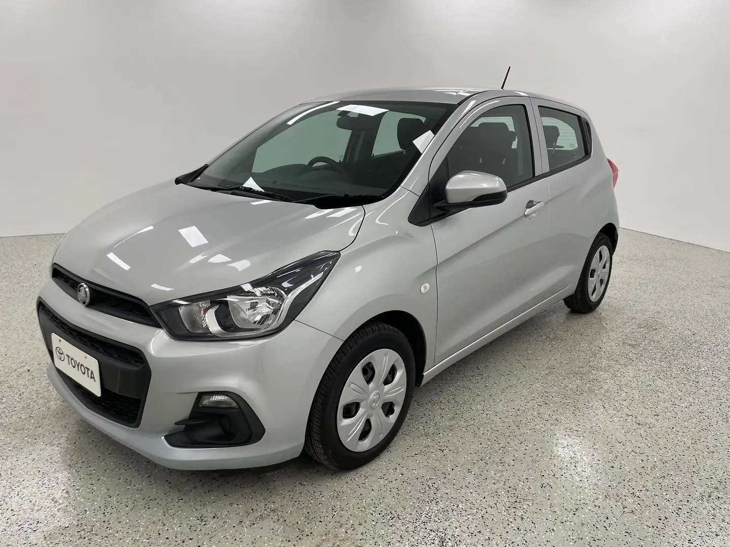 2016 Holden Spark Gallery Image 7