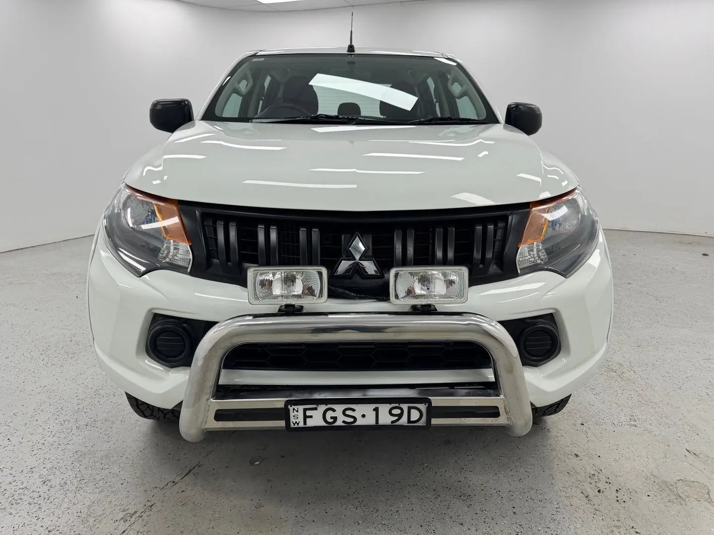 2018 Mitsubishi Triton Gallery Image 8