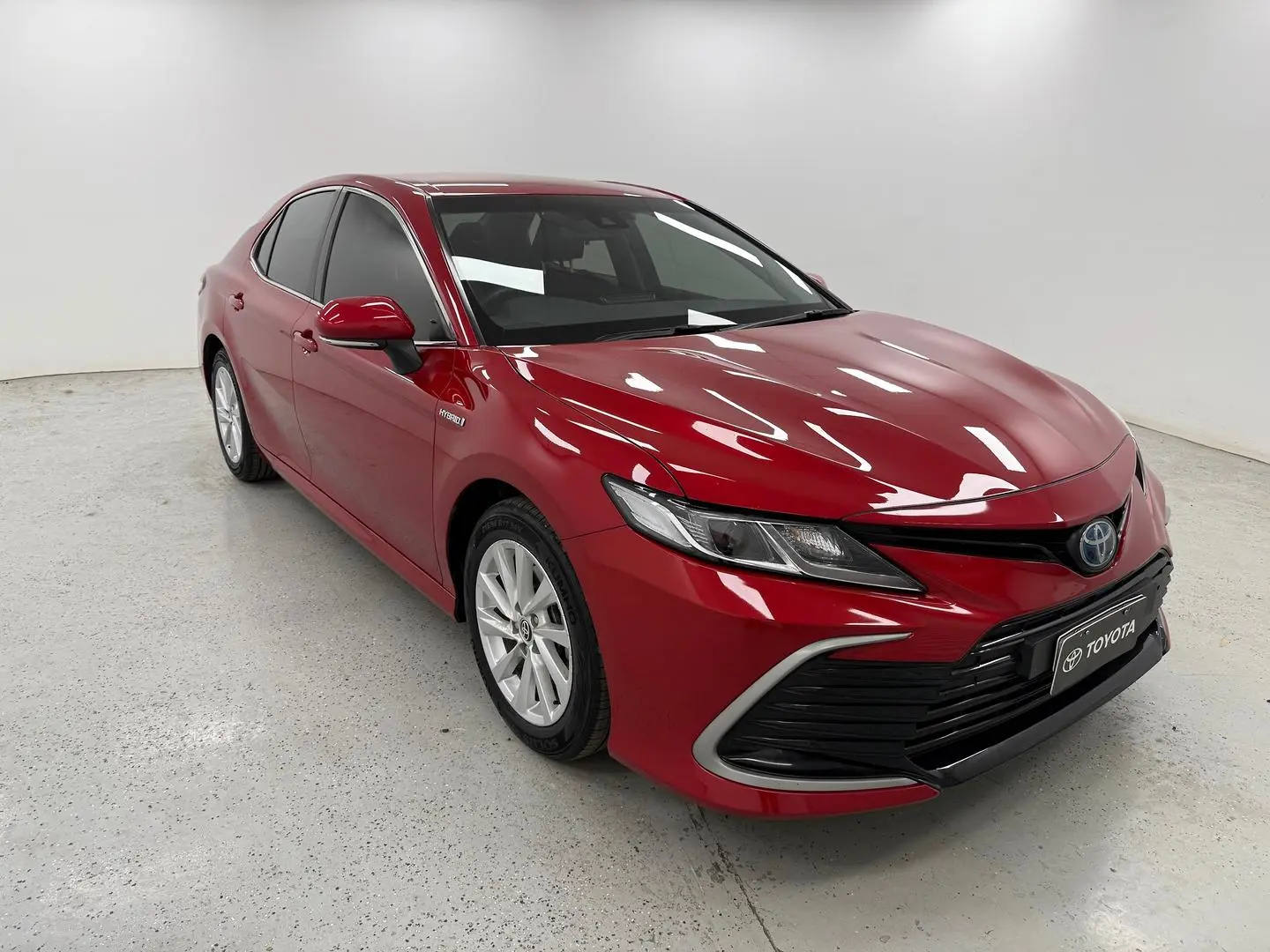 2022 Toyota Camry Gallery Image 1