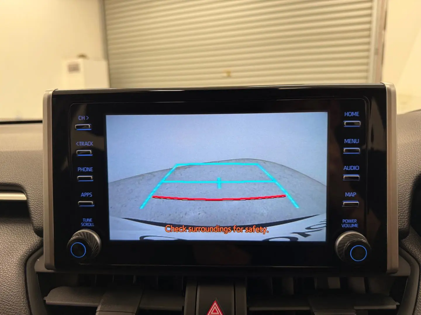 2020 Toyota RAV4 Gallery Image 32