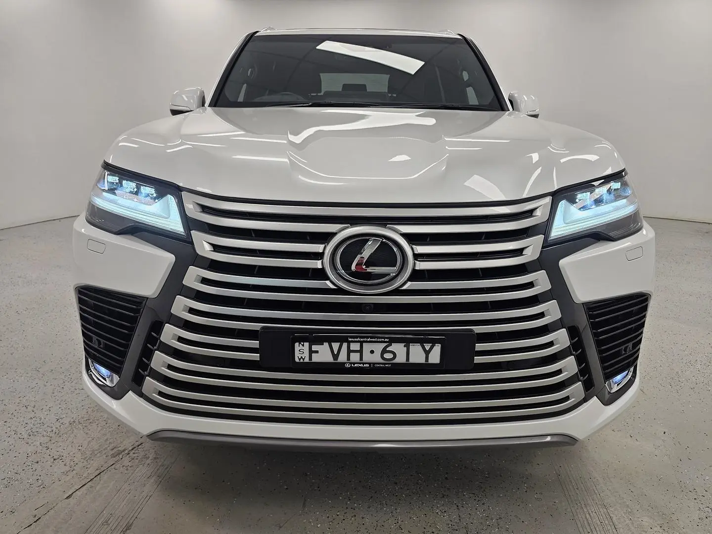 2023 Lexus LX Gallery Image 52