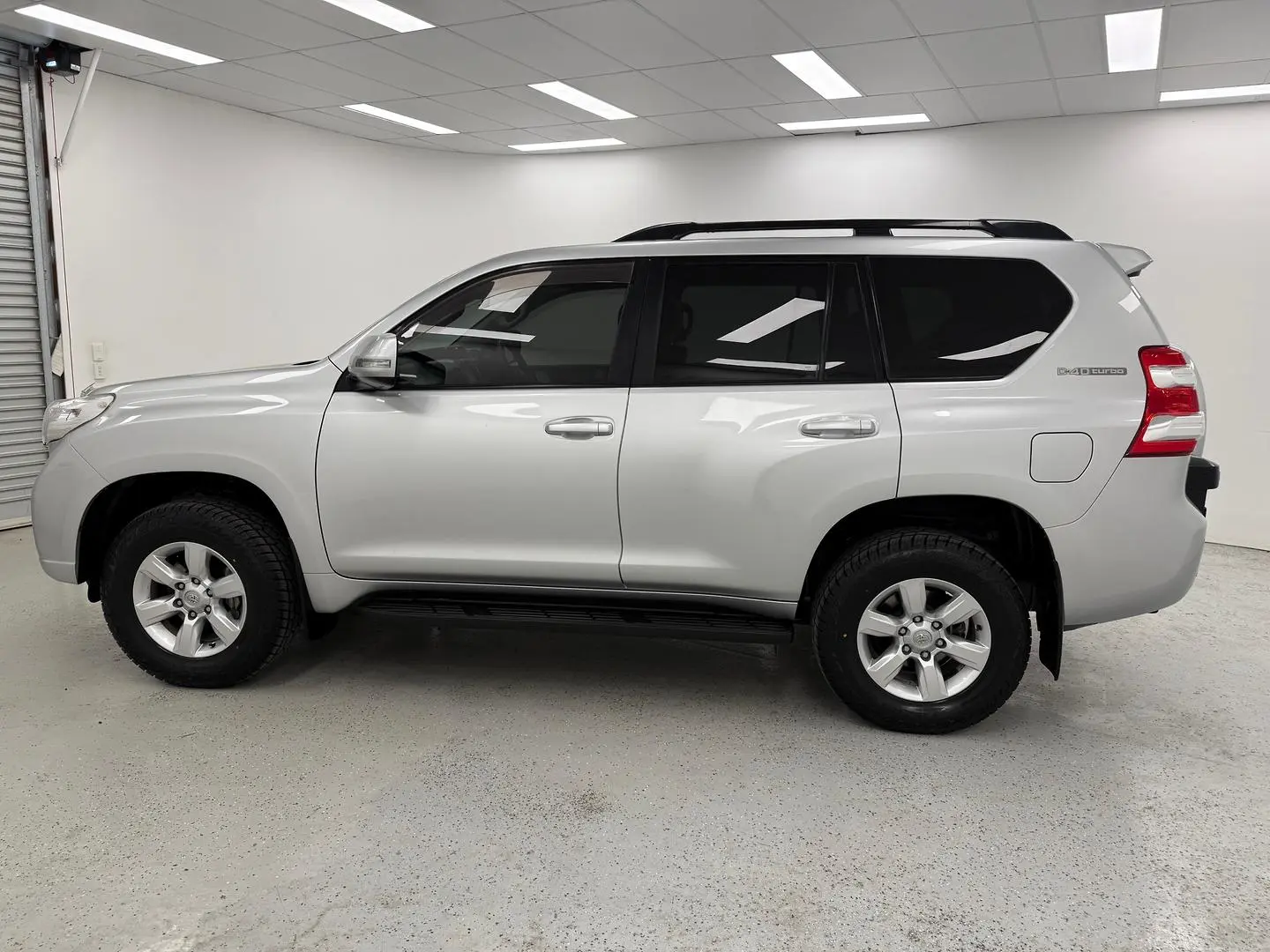 2015 Toyota Landcruiser Prado Gallery Image 6