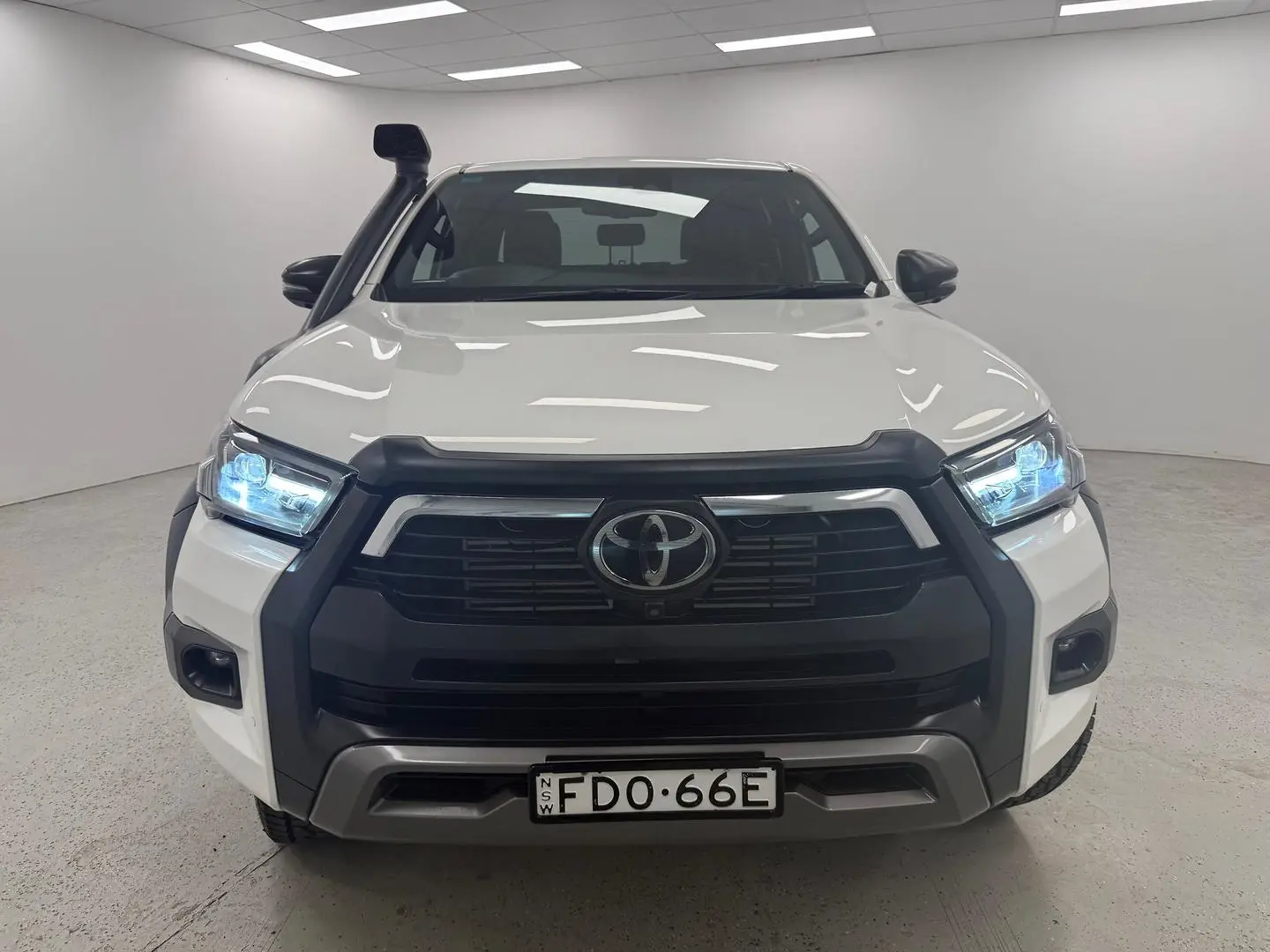 2023 Toyota Hilux Gallery Image 38