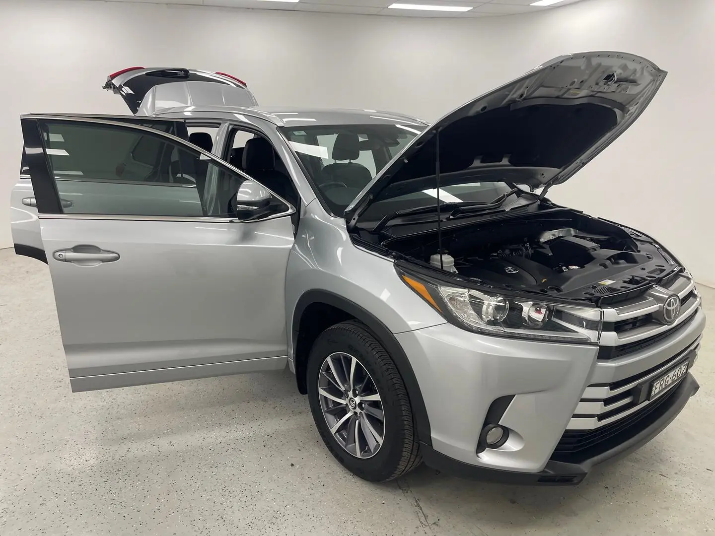 2019 Toyota Kluger Gallery Image 7