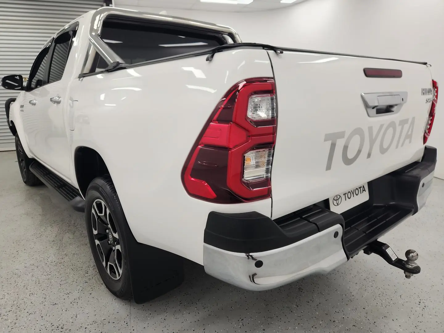 2023 Toyota Hilux Gallery Image 5