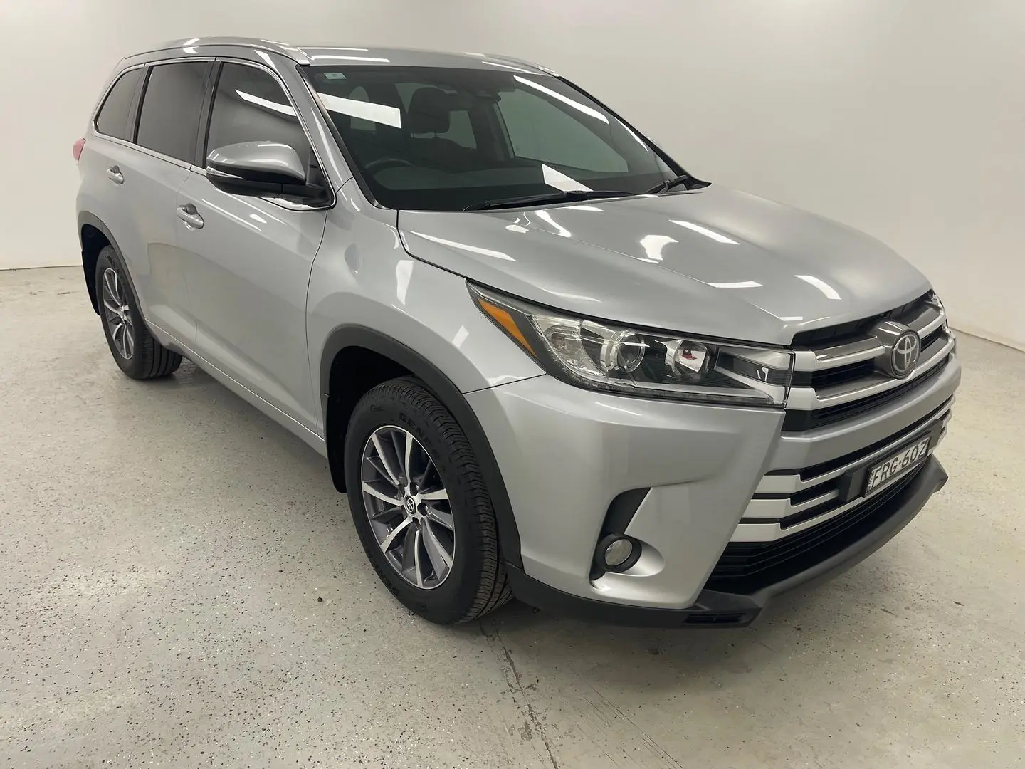 2019 Toyota Kluger Gallery Image 1