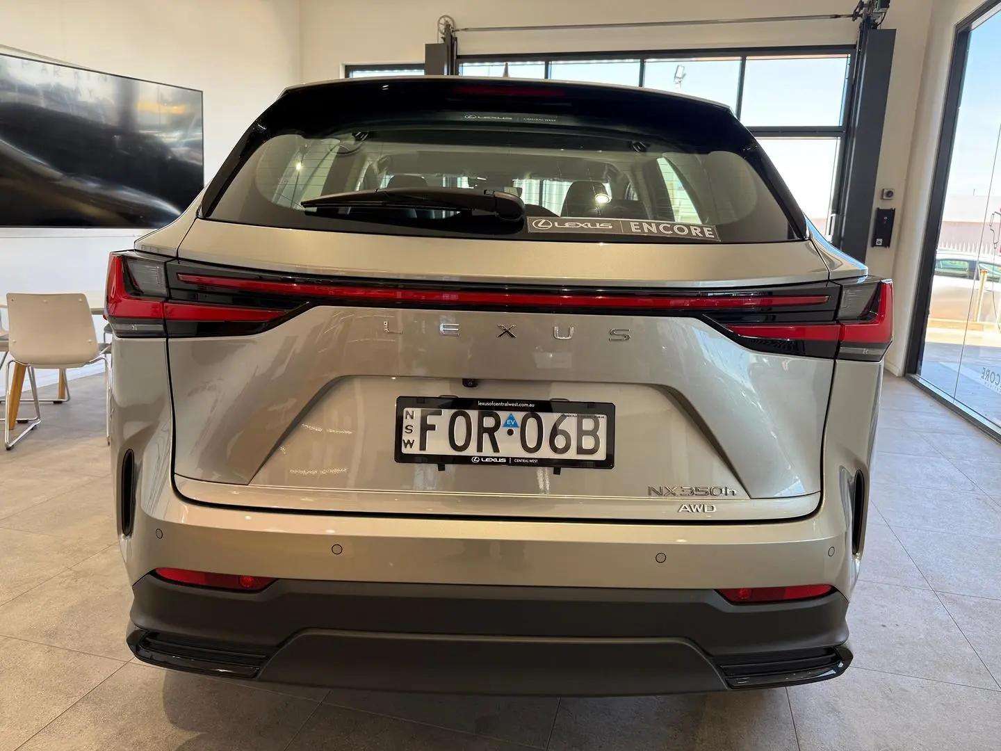 2025 Lexus NX Gallery Image 4