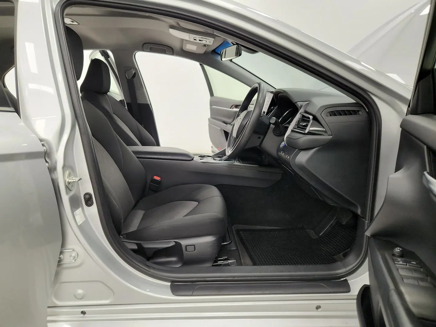 2023 Toyota Camry Gallery Image 22