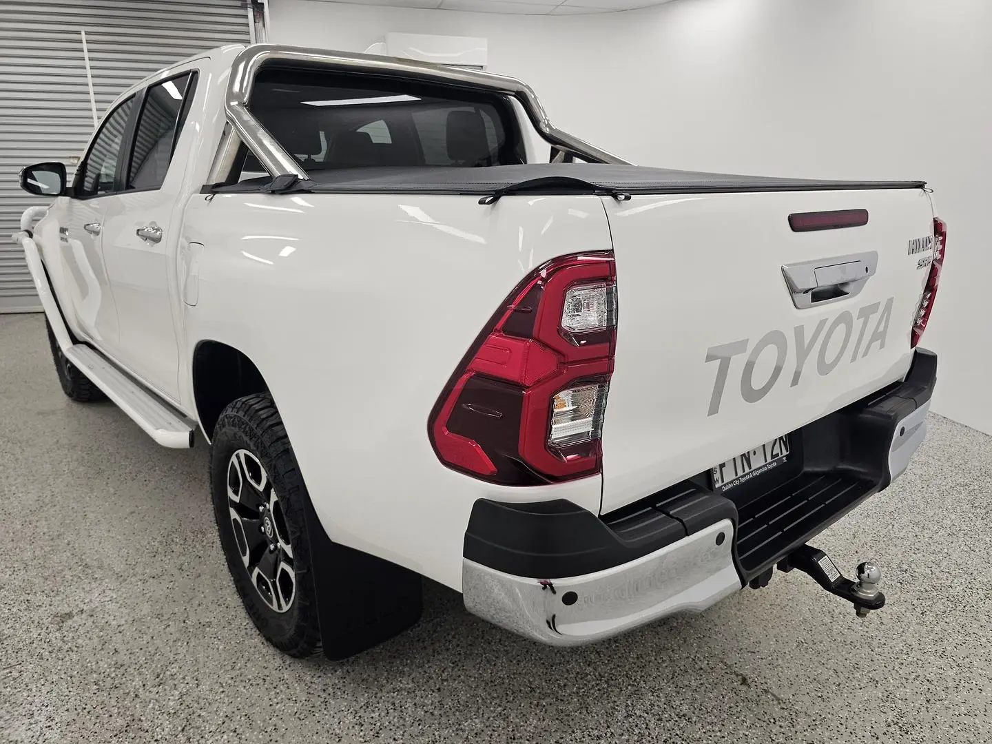 2021 Toyota Hilux Gallery Image 5
