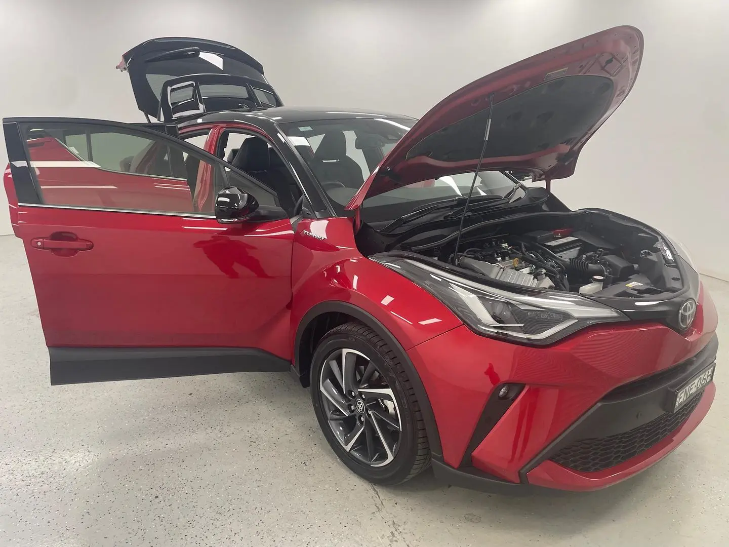 2021 Toyota C-Hr Gallery Image 8