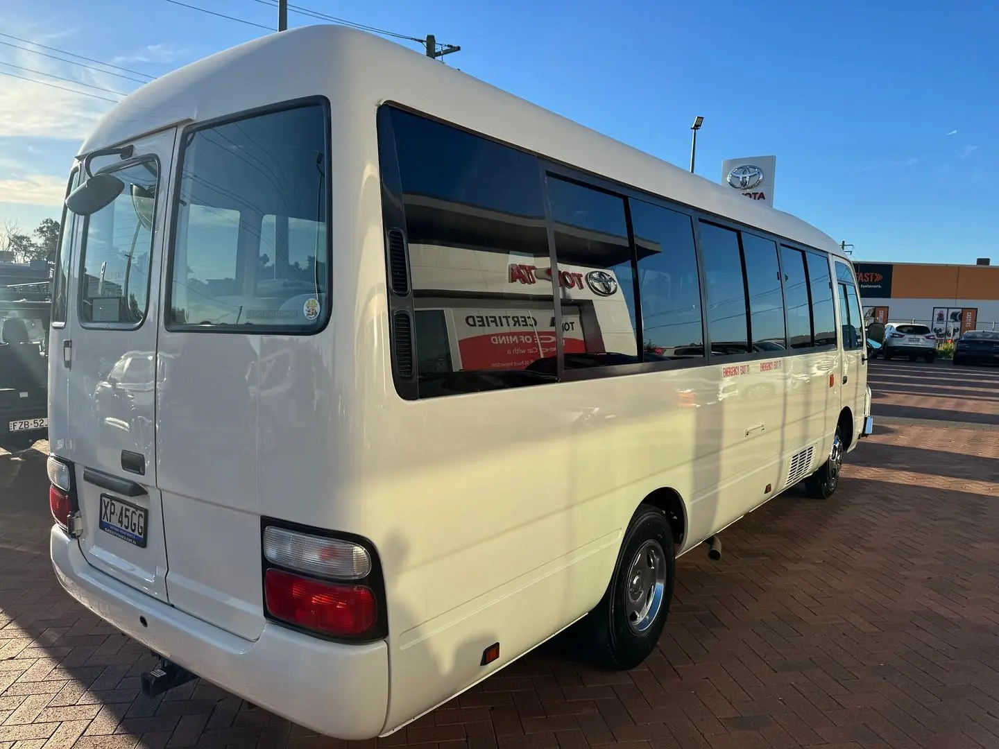 2014 Toyota Coaster Gallery Image 3