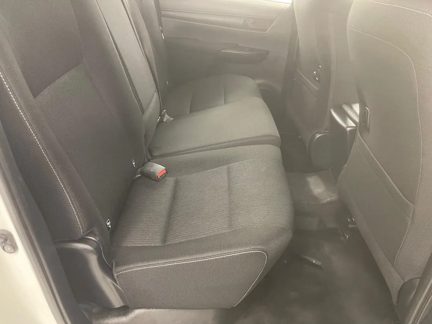 2021 Toyota Hilux Gallery Image 17