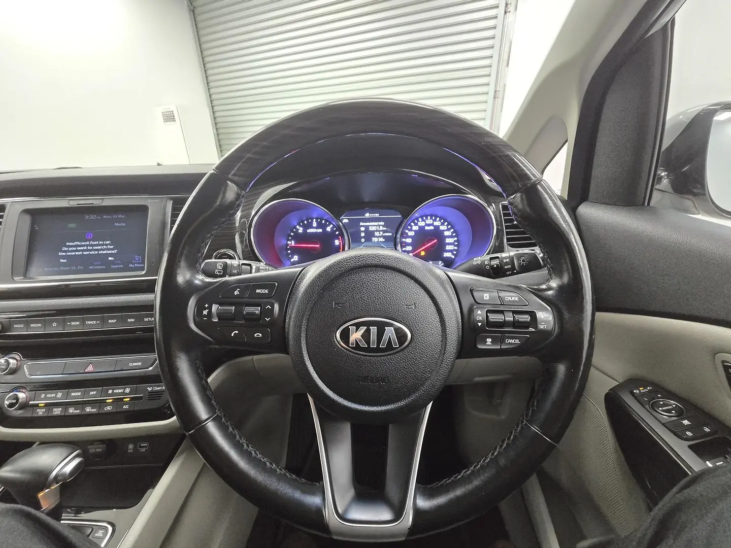 2019 Kia Carnival Gallery Image 22