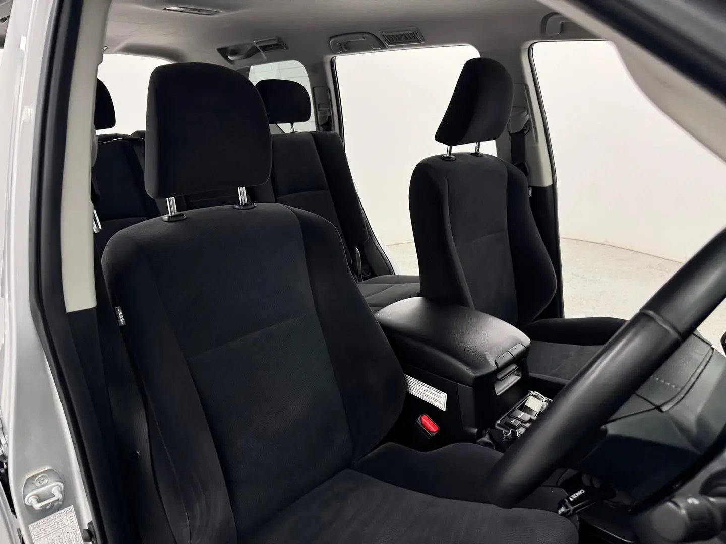 2021 Toyota Landcruiser Prado Gallery Image 23