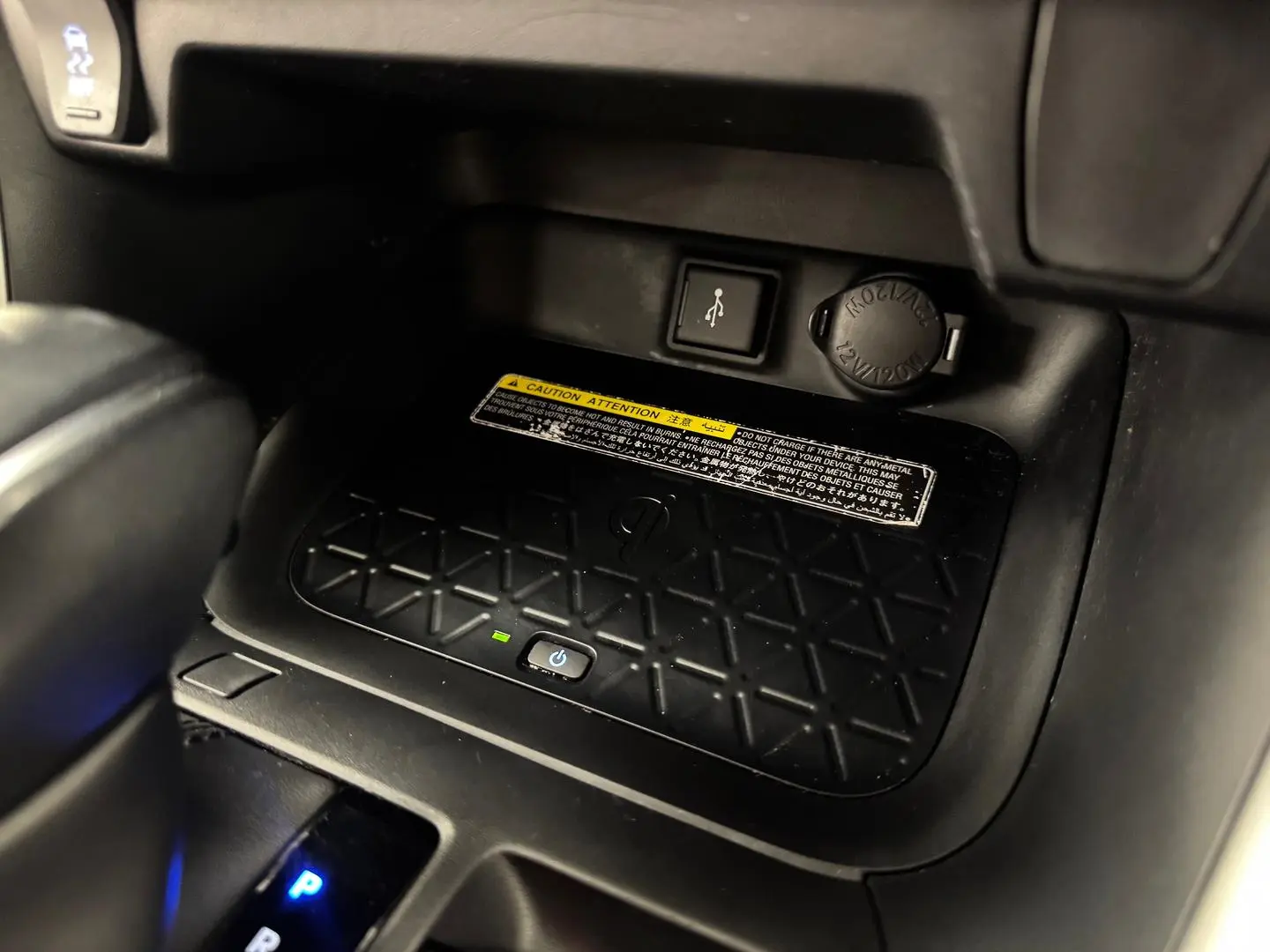 2020 Toyota RAV4 Gallery Image 24