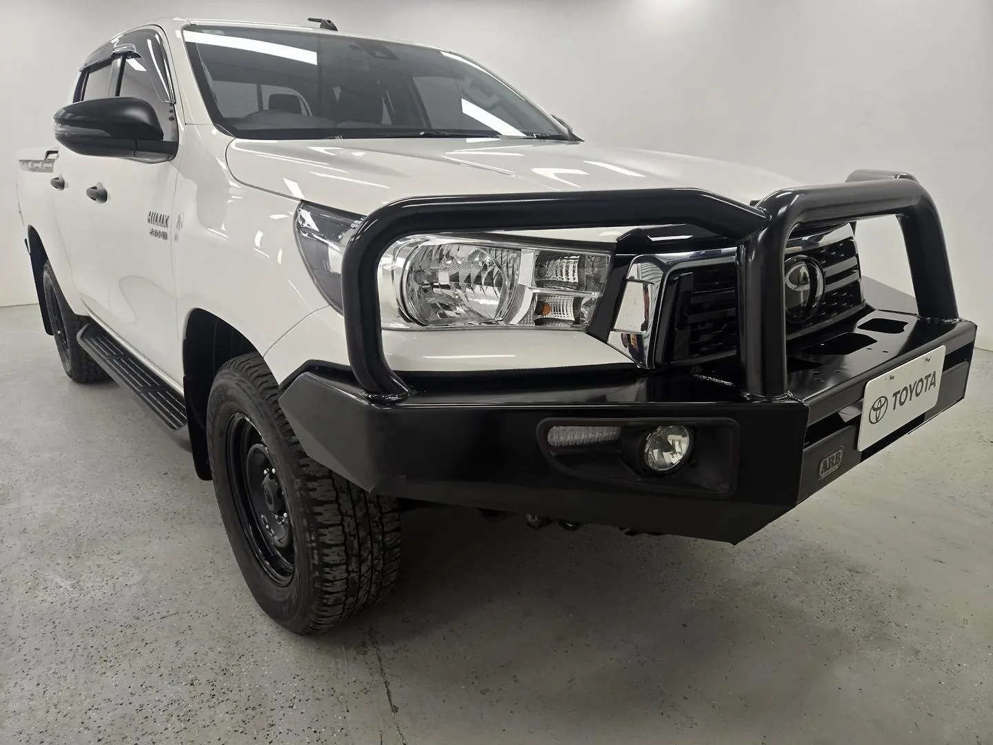 2019 Toyota Hilux Gallery Image 1