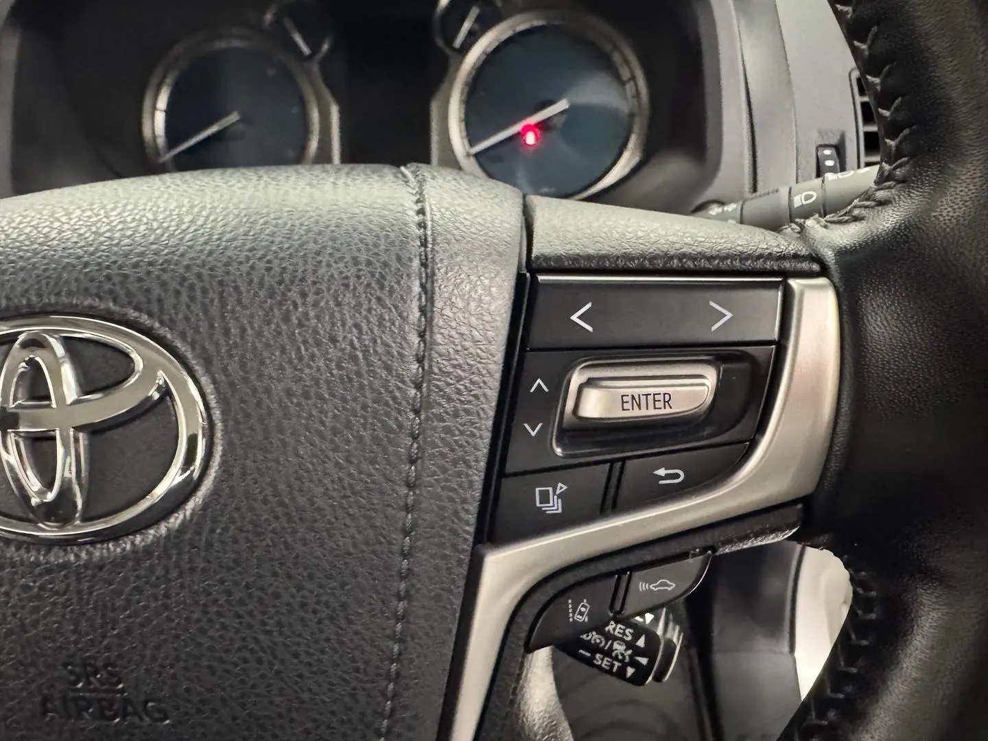 2021 Toyota Landcruiser Prado Gallery Image 16