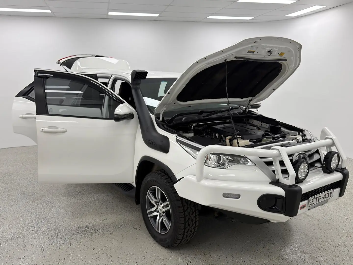 2019 Toyota Fortuner Gallery Image 6