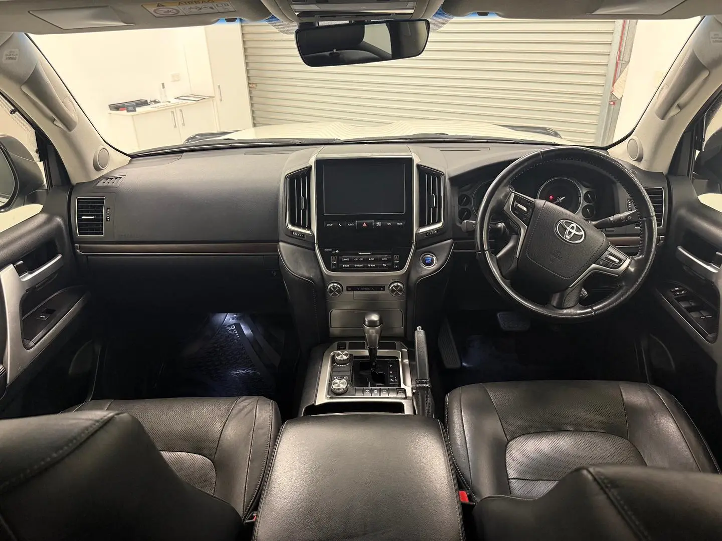 2019 Toyota Landcruiser Gallery Image 28