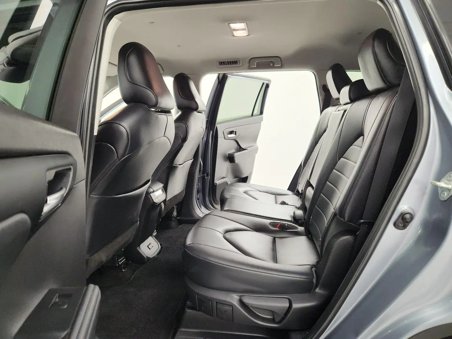 2023 Toyota Kluger Gallery Image 19