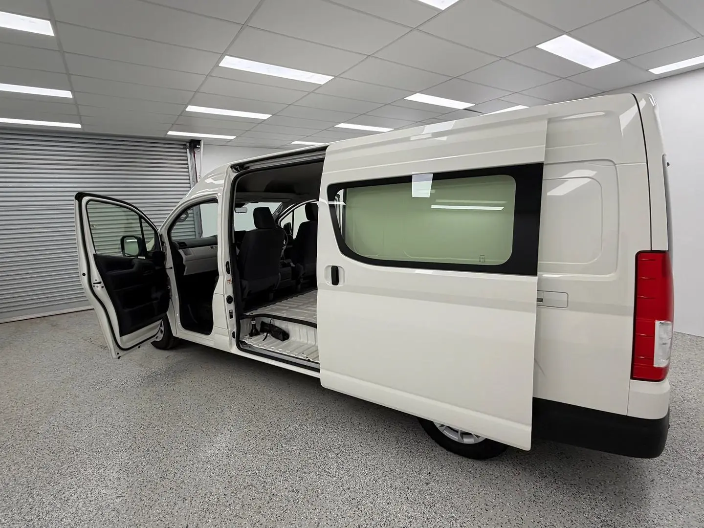 2025 Toyota Hiace Gallery Image 9