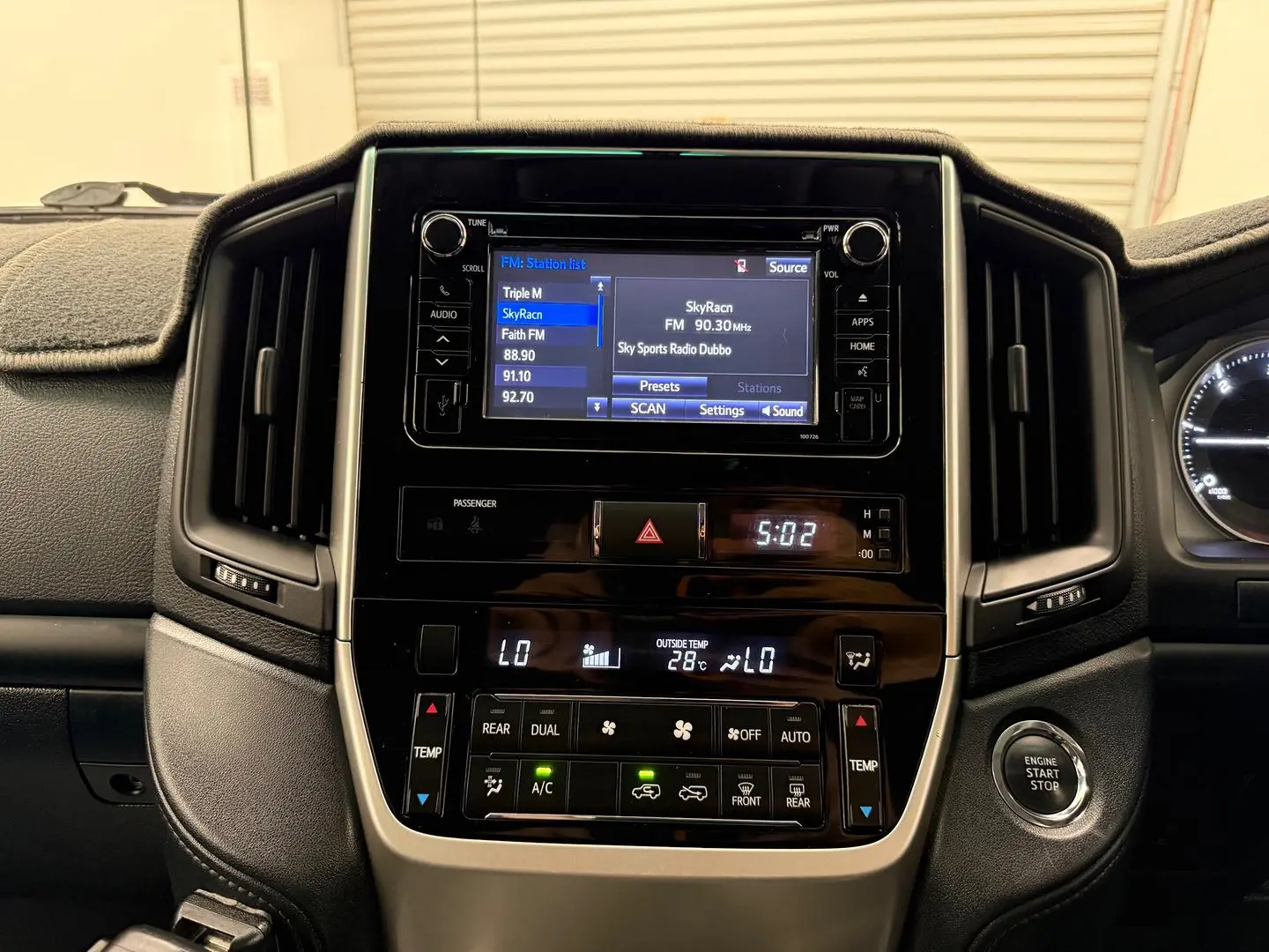 2021 Toyota Landcruiser Gallery Image 33