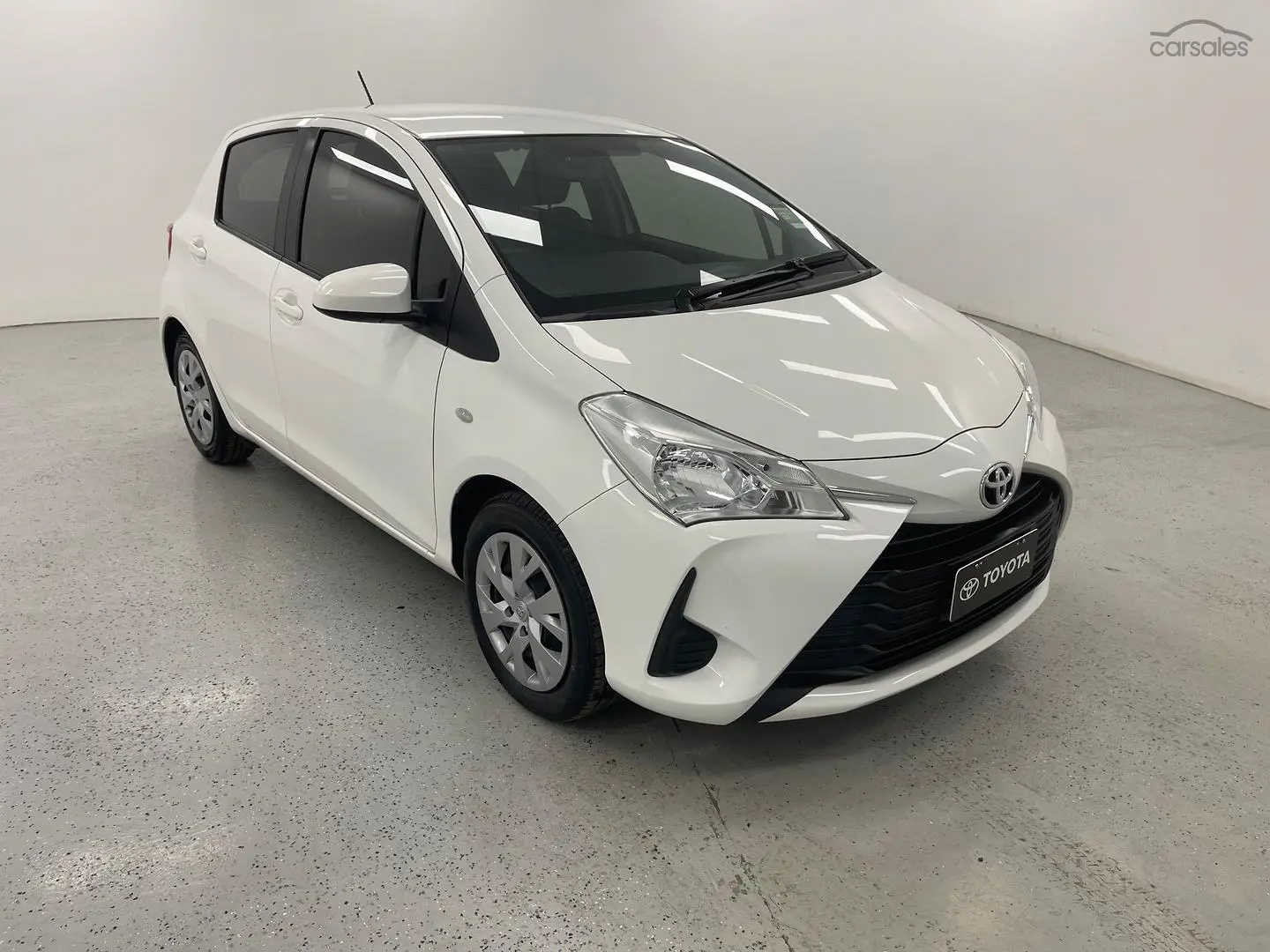 2020 Toyota Yaris Image 1